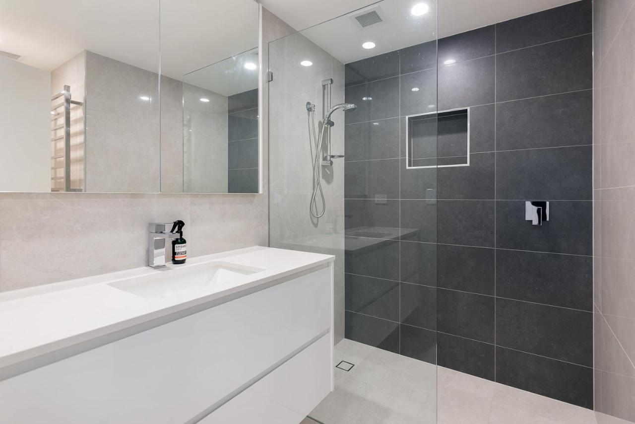 Allunga Stunning Beach Side Apartment 골드코스트 외부 사진